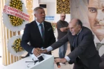 İYİ Parti kongresinde gergin anlar, kürsüyü bile devirdiler