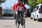 İzmirli gezgin ‘Asrın Felaketi’ne farkındalık için pedal çeviriyor
