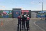 Jandarma çeşitli suçlardan aranan 43 kişiyi yakaladı