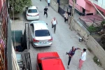Kaçan şahsı tutmaya çalışan kadın yumruk yedi