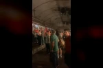 Kadıköy’de metro raydan çıktı, yolcular raylardan yürüyerek tahliye edildi