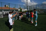 Kalespor, şampiyon takımı alkışladı