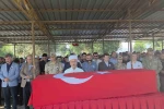 Kalp krizi geçirerek vefat eden uzman çavuş son yolculuğuna uğurlandı 