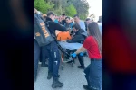 Kalp krizi geçirip dereye düştü