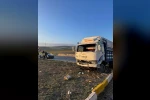 Kamyonet ile otomobil çarpıştı 6 kisi yaralandı