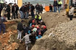 Kanalizasyon çalışması sırasında toprak altında kalan işçi kurtarıldı