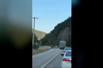 Karabük-Yenice kara yolunda tehlikeli sollamalar kamerada