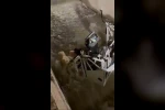 Karabük’te su kanalına düşen köpeği itfaiye kurtardı