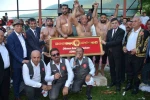 Karadeniz’in Kırkpınarı’nda altın kemer Mustafa Taş’ın