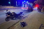 Karaman’da kaldırımı aşarak karşı şeride geçen motosikletin sürücüsü ölümden döndü