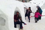 Kardan evler ve oyun alanı yaptı