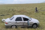 Kars-Iğdır karayolunda araç şarampole savruldu 