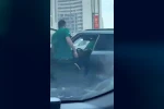 Kartal’da trafik kazası sonrası çıkan kavga kamerada