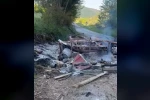 Kastamonu’da park halindeki karavan ile iş makinesi yandı