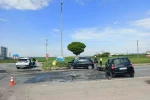 Kavşakta 2 otomobil çarpıştı, 7 kişi yaralandı