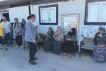 Kaymakam Akdaş, konteyner kentte yaşayan vatandaşlarla bir araya geldi