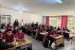 Kaymakam Ateş liseli öğrencilerle bir araya geldi 