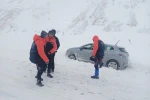 Kayseri’de AFAD ekipleri mahsur kalan araçlara yardıma koştu