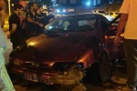 Kaza sonrası hem hakaret etti hem de işini yapan gazeteciye görüntü çekmesinin kötü olduğunu söyledi 