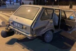 Kazada LPG tankı yerinden çıkan otomobilde gaz kaçağı paniği