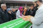 Kazada ölen 13 yaşındaki iki kız çocuğu için gözyaşları sel oldu