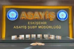 Kendisini polis olarak tanıtan 2 dolandırıcı yakalandı
