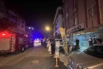 Kentsel dönüşümdeki apartmanda çıkan yangın mahalleliyi sokağa döktü