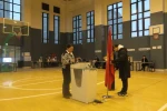 Kırgızistan’da halk erken parlamento seçimleri için sandık başında