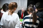Kırklareli Valisi ve eşi sevgi evlerinde kalan çocuklarla buluştu