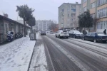 Kırklareli’nde kar yağışı etkisini arttırdı