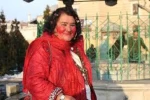 Kırmızılı Kadın Sultan Özcan hastaneye kaldırıldı