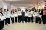 Kız öğrencilerden sağlıklı beslenme etkinliği