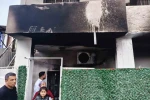 Klima patladı, evde yangın çıktı 