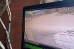 Kontrolden çıkan otomobilin çarptığı tırın deposu patladı