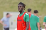 Konyaspor'da flaş ayrılık! Pierre Dwomoh Slovenya kampını terk etti