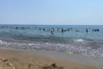 Koruma altındaki çocuklar deniz kampında moral depoladı
