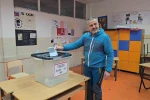 Kosova halkı erken seçimler için sandık başında
