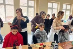 Köy okullarındaki kız öğrencilere ücretsiz kuaförlük hizmeti 