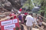 Köyceğiz’de öğrenciler Toparlar Şelalesi’ne yürüdü
