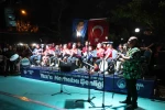 Kozanlı gençlerin sanat gösterisi izleyicilerden tam not aldı
