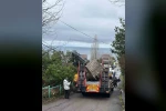 Kozlu’da kepçe dorseden yola düştü, ulaşım bir süre aksadı