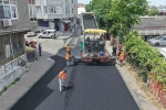 Küçükçekmece’de asfalt seferberliği