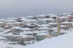 Kulu’da mevsimin ilk kar yağışı etkili oldu