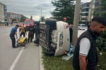 Kulu’da otomobil refüje çıkarak yan yattı: 1 yaralı