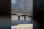 Kumluca’da yaşlı kadının yalnız yaşadığı ev yandı