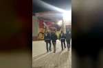 Kumlu’da otodan hırsızlık şüphelileri tutuklandı