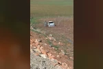 Kurtalan’da otomobil tarlaya uçtu: 1 yaralı