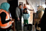 Kuşadası’nda evler ve yürekler dayanışmayla ısınıyor