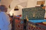 Kütahya’da Ergun Çelebi Hazretleri’nin kabrinde düzenleme