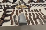 Kütahya’da kaçak silah ve uyuşturucu operasyonu, 5 şüpheli yakalandı